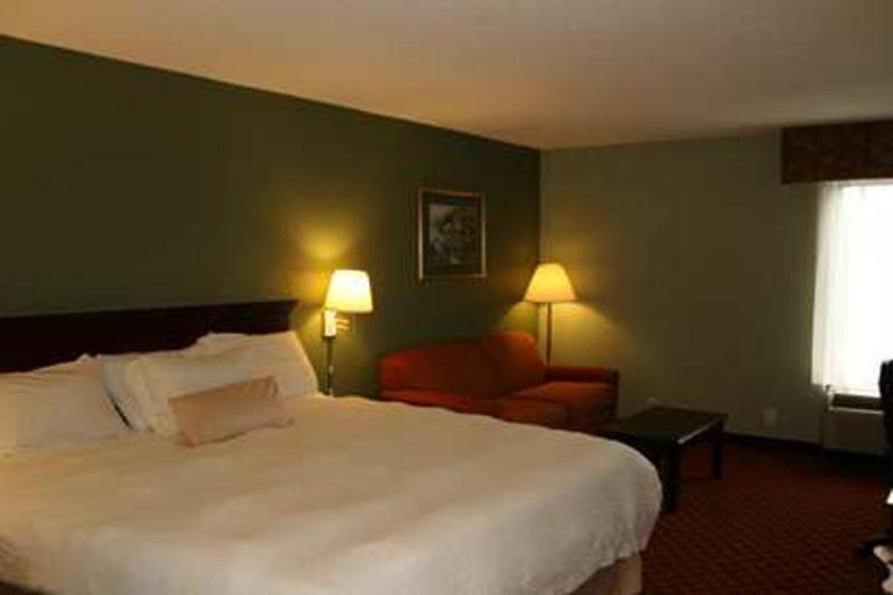 Hampton Inn - Hillsville Room photo