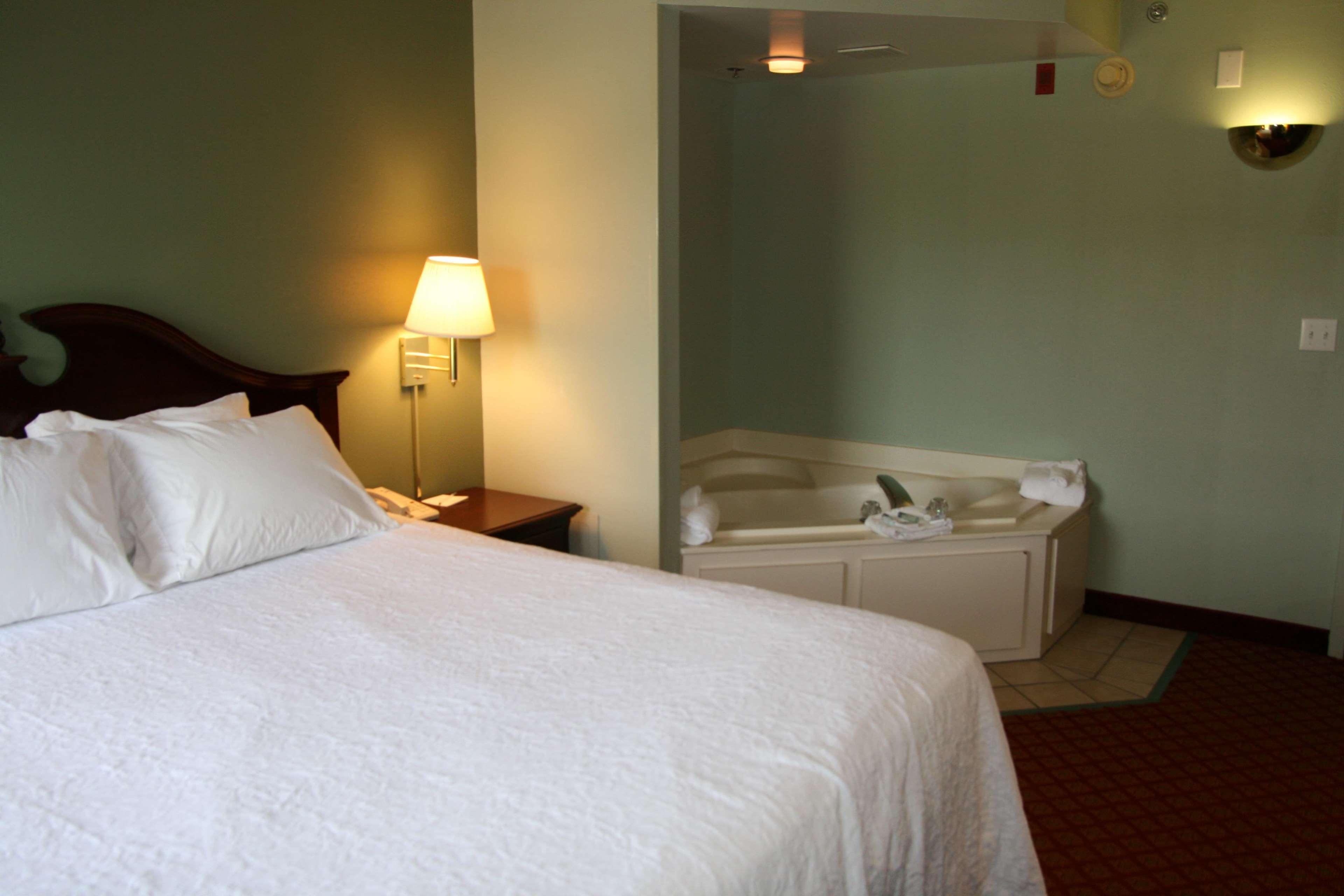 Hampton Inn - Hillsville Exterior photo